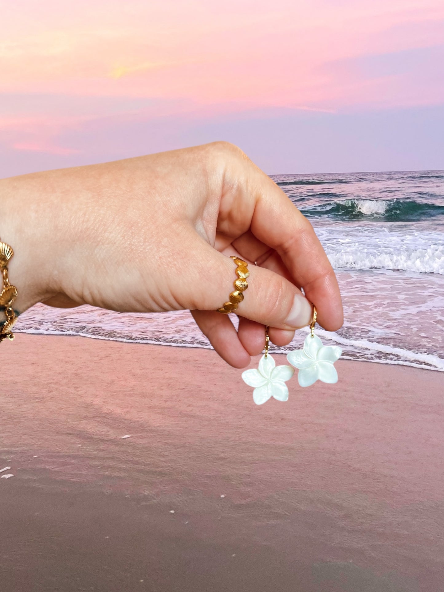 PLUMERIA EARRINGS