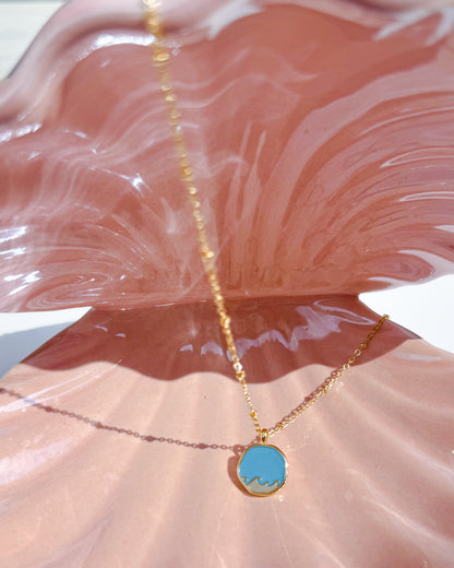 THE SEAGLEAM NECKLACE
